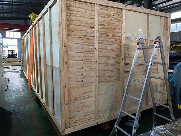 天柱大型木包装箱出口的要求